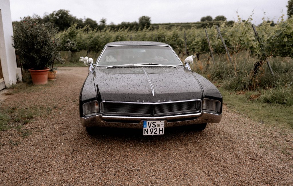 Buick Riviera Hochzeit Schloss Reinach